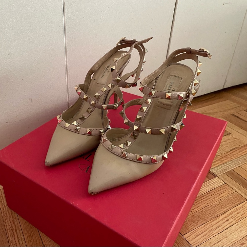 Valentino rockstud caged pumps